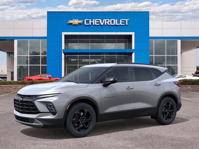 New 2026 Chevrolet Blazer LT w/ Convenience Package FWD image 2