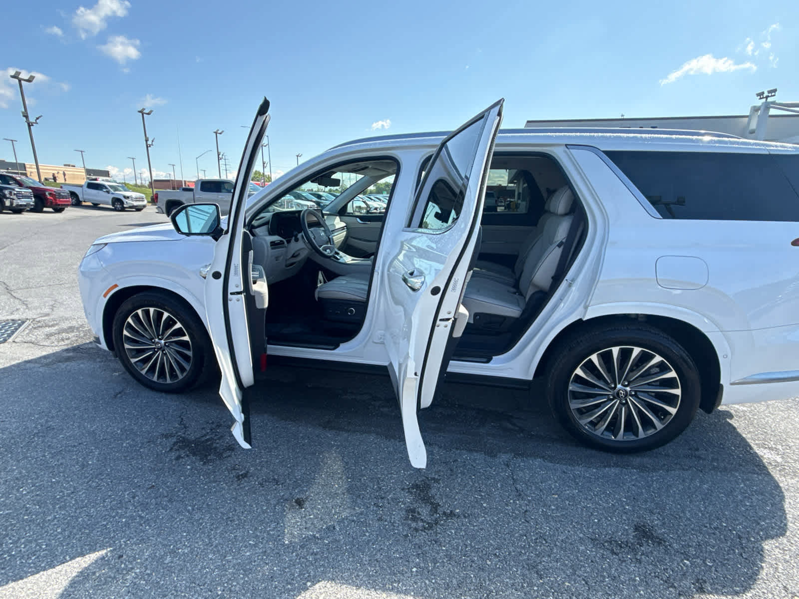 Used 2024 Hyundai Palisade Calligraphy AWD/4WD image 23