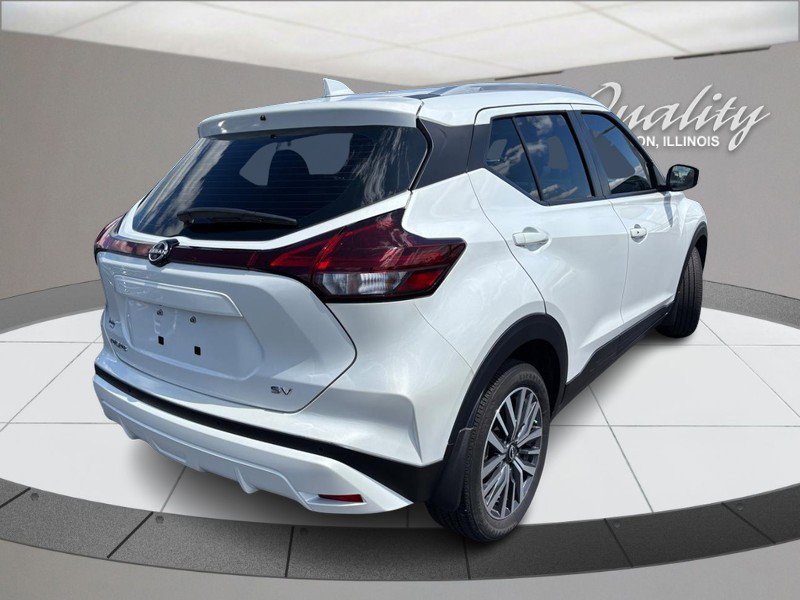 Used 2023 Nissan Kicks SV FWD image 4