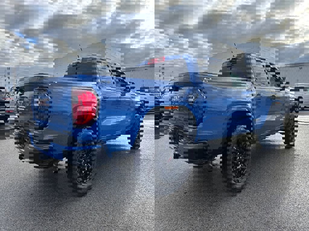 New 2025 GMC Canyon Elevation w/ Convenience Package image 6