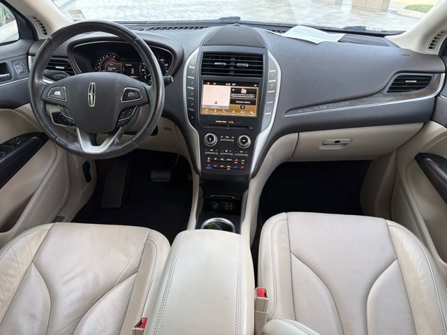 Certified 2019 Lincoln MKC Reserve w/ MKC Technology Package FWD image 24