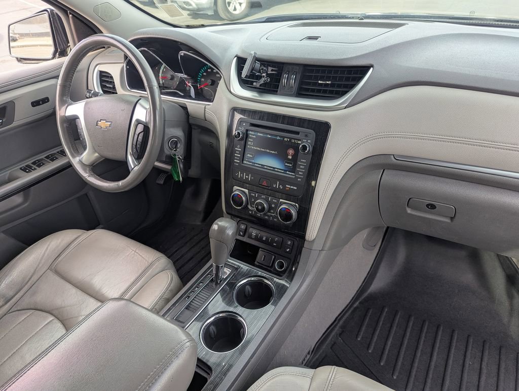 Used 2016 Chevrolet Traverse LTZ image 34
