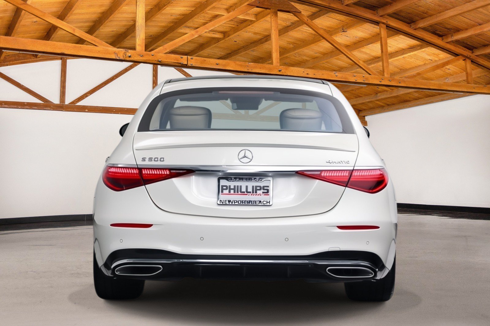 Used 2022 Mercedes-Benz S 500 4MATIC w/ AMG Line Package image 4