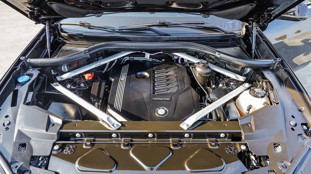 Used 2021 BMW X5 xDrive40i w/ Premium Package image 28