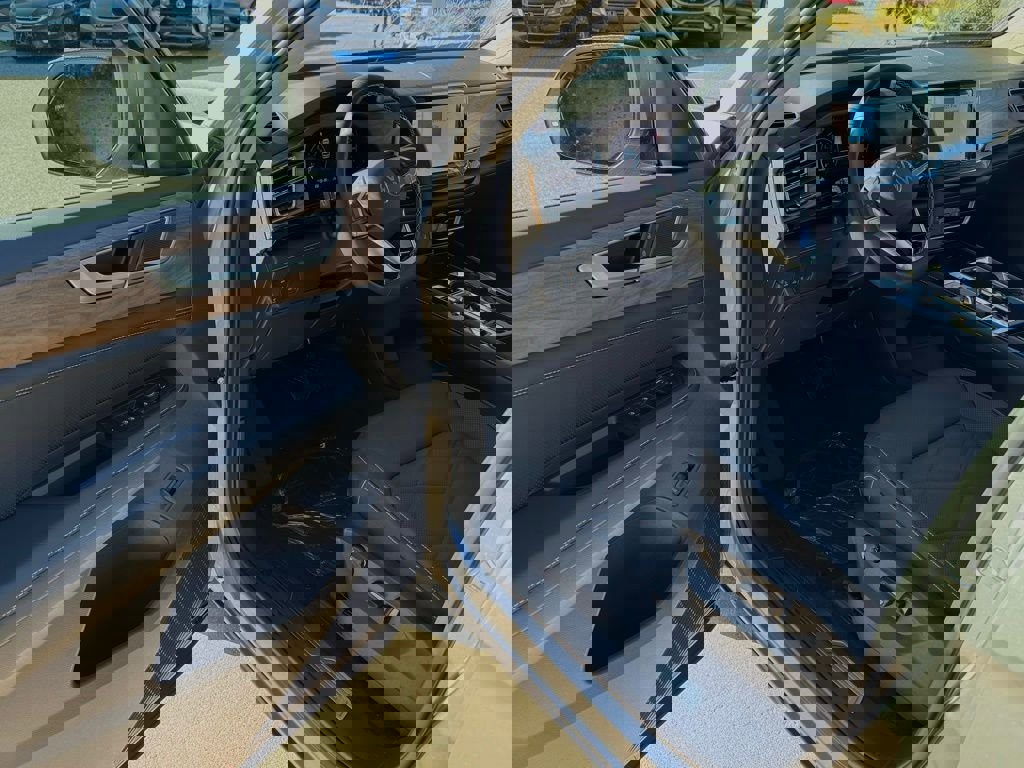 New 2026 Volkswagen Atlas SE image 14