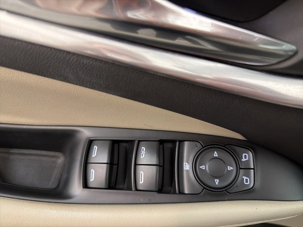 Used 2021 Buick Enclave Essence w/ Sound and Sites Package image 9