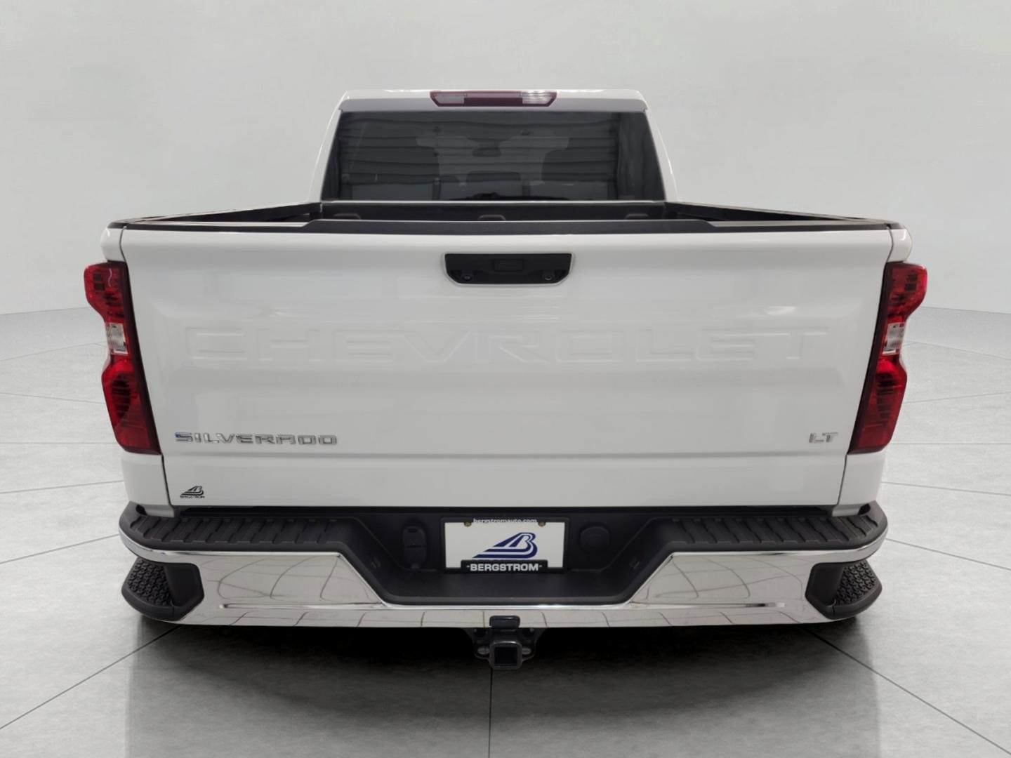 Used 2024 Chevrolet Silverado 1500 LT AWD/4WD image 24