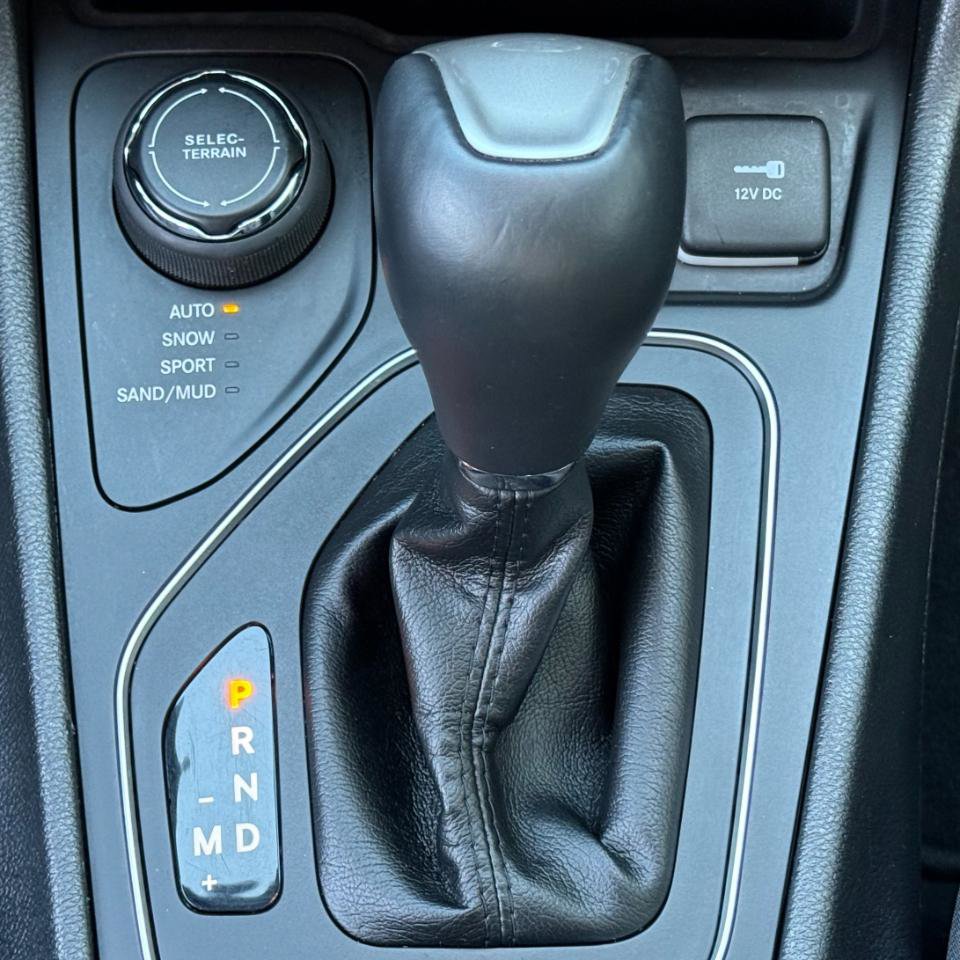 Used 2019 Jeep Cherokee High Altitude image 17