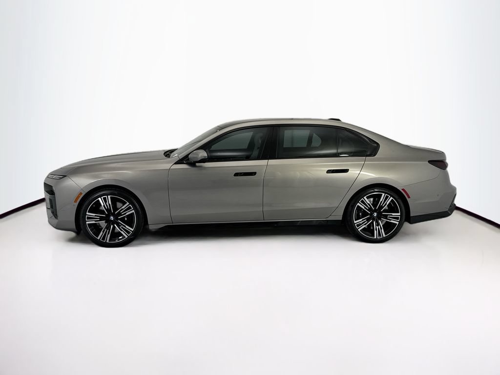 Used 2023 BMW 760i xDrive AWD/4WD image 8