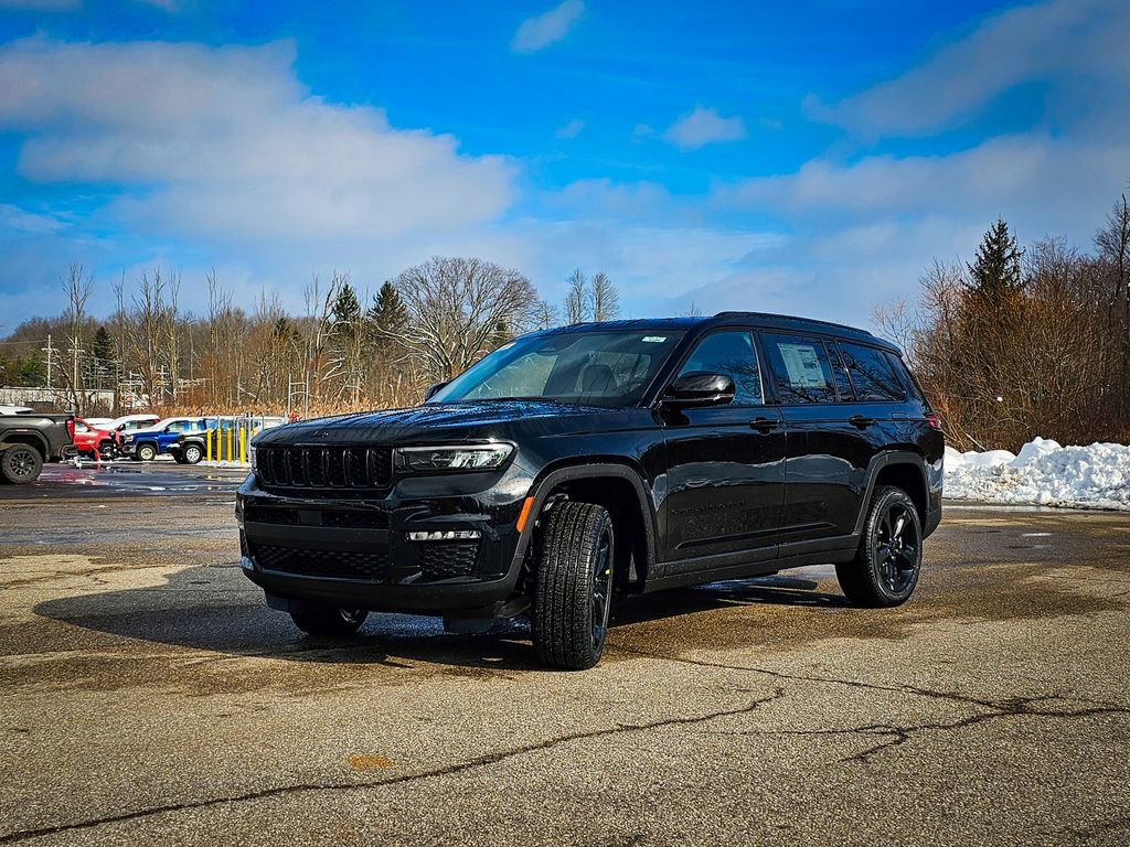 New 2025 Jeep Grand Cherokee L Limited w/ Black Appearance Package image 8