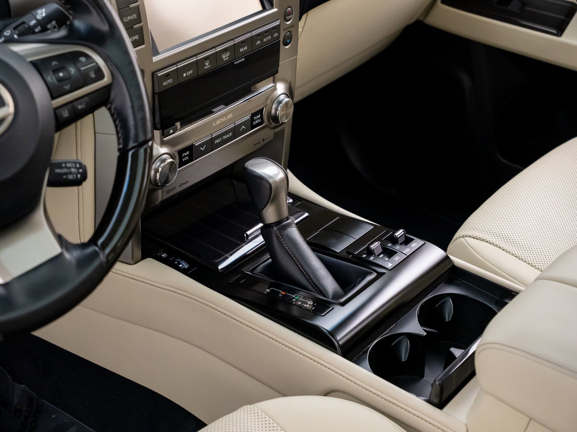 Used 2020 Lexus GX 460 Premium image 12