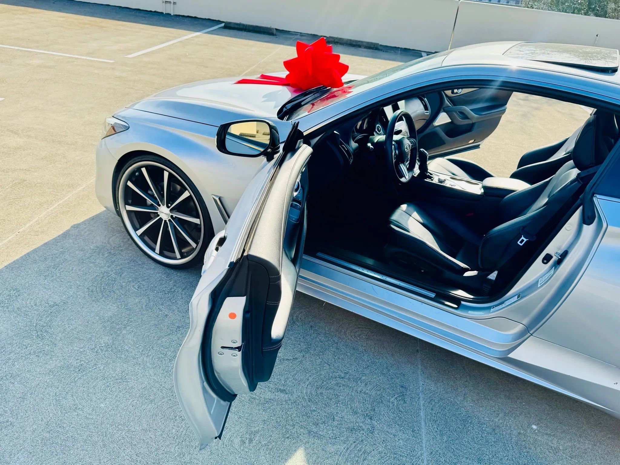 Used 2017 INFINITI Q60 3.0t w/ Premium Plus Package 3.0T image 30