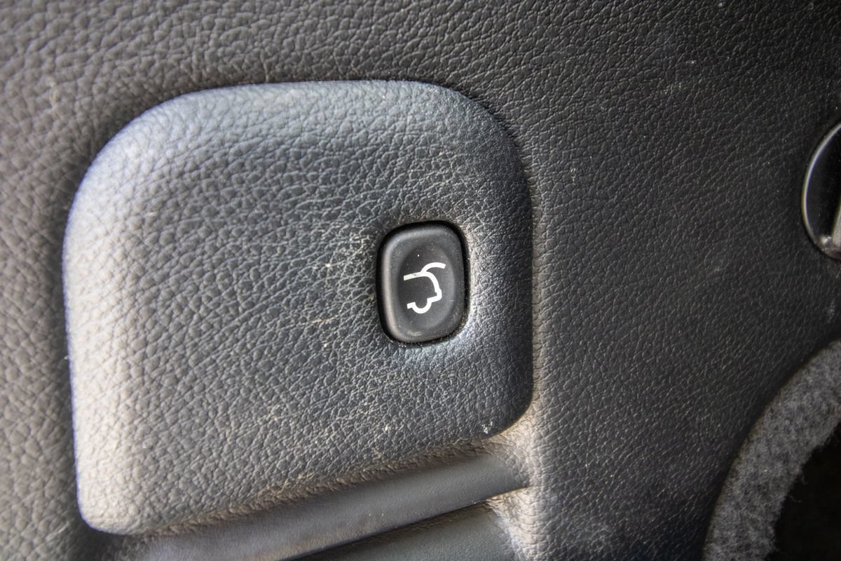 Used 2020 Jeep Grand Cherokee Altitude RWD image 44