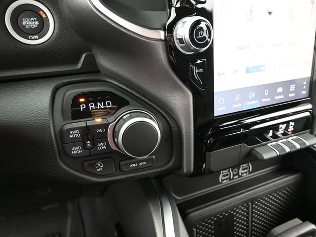 New 2026 RAM 1500 4x4 Crew Cab image 34