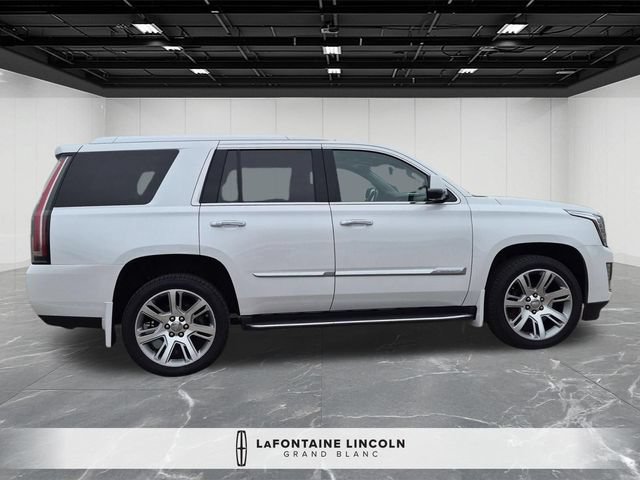 Used 2016 Cadillac Escalade Premium AWD/4WD image 6