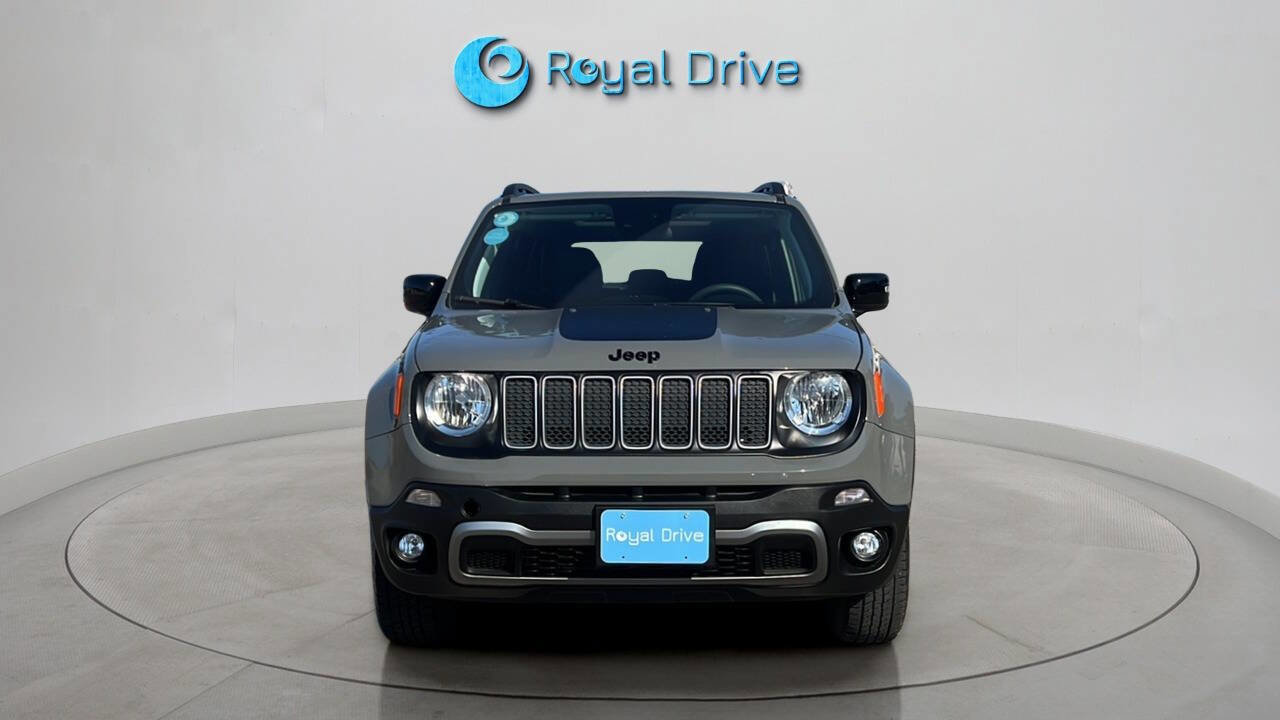 Used 2023 Jeep Renegade Latitude w/ Sun/Sound Group image 9