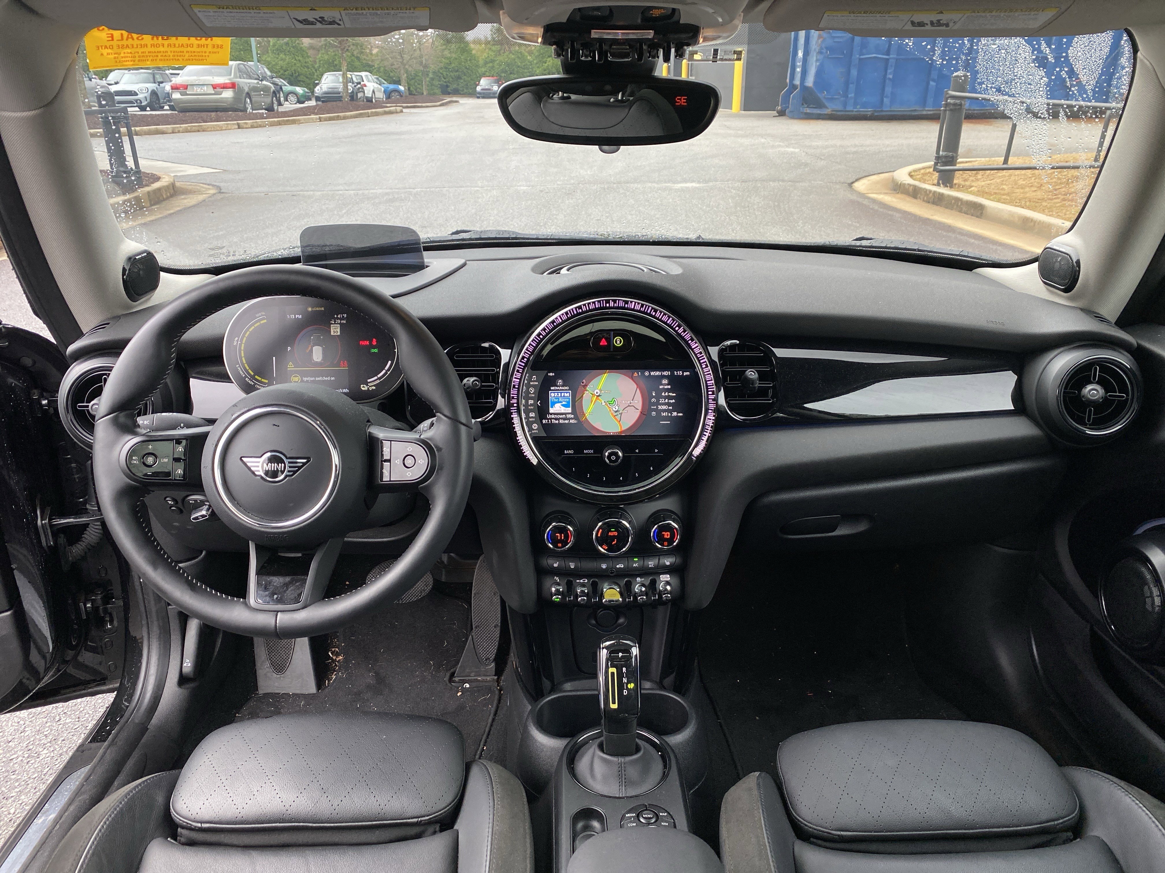 Certified 2024 MINI Cooper SE image 17