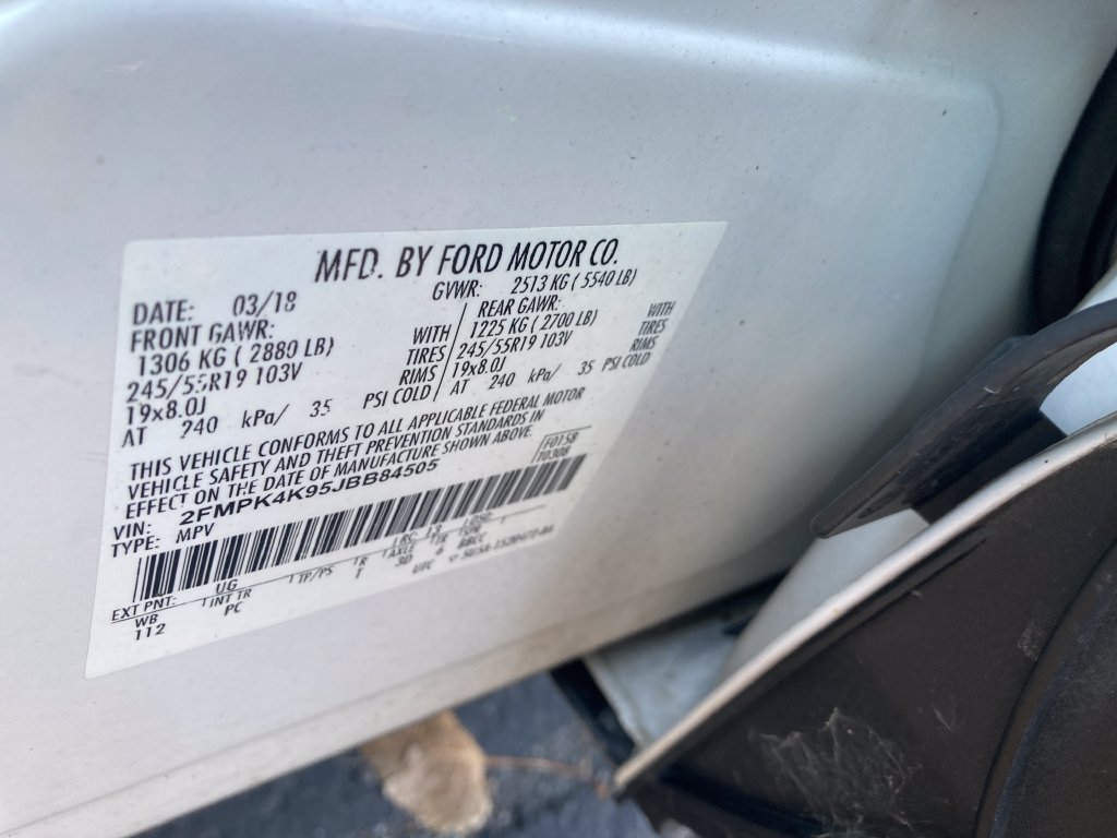 Used 2018 Ford Edge Titanium w/ Equipment Group 301A AWD/4WD image 37