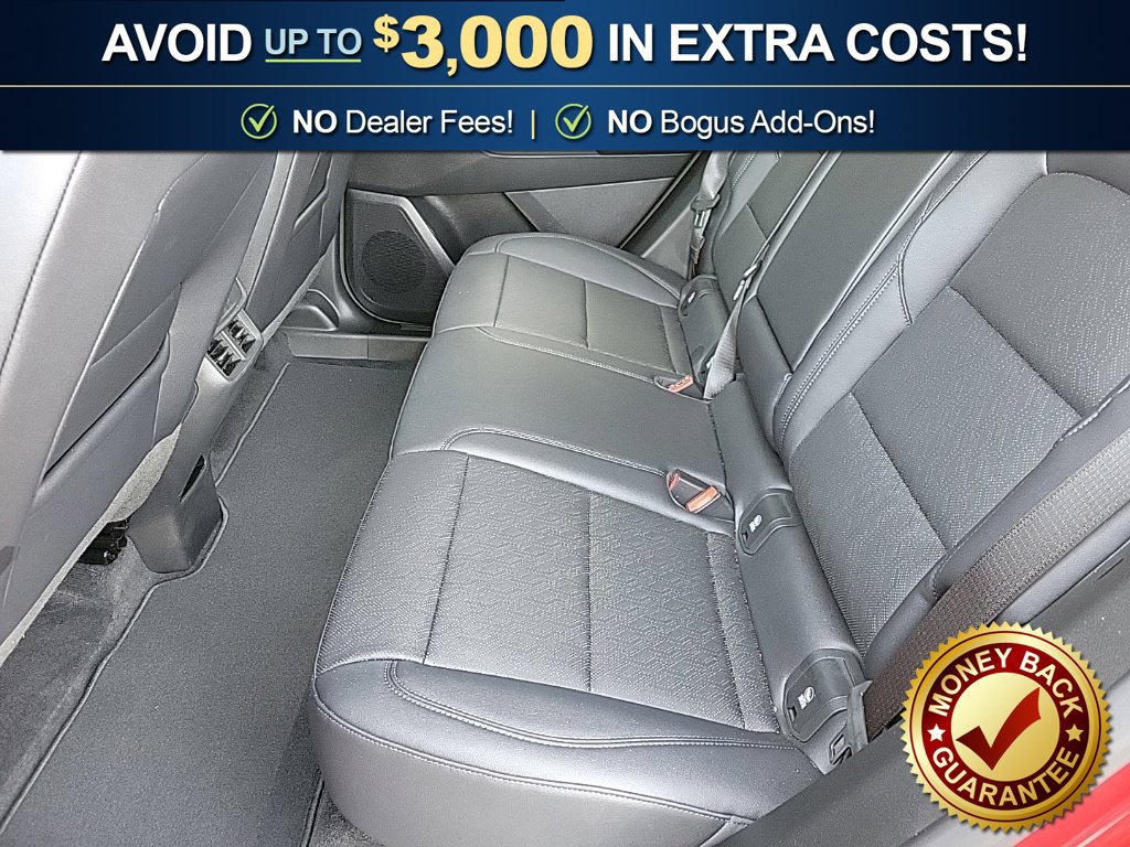 Used 2026 Chevrolet Equinox LT w/ Convenience Package II FWD image 21