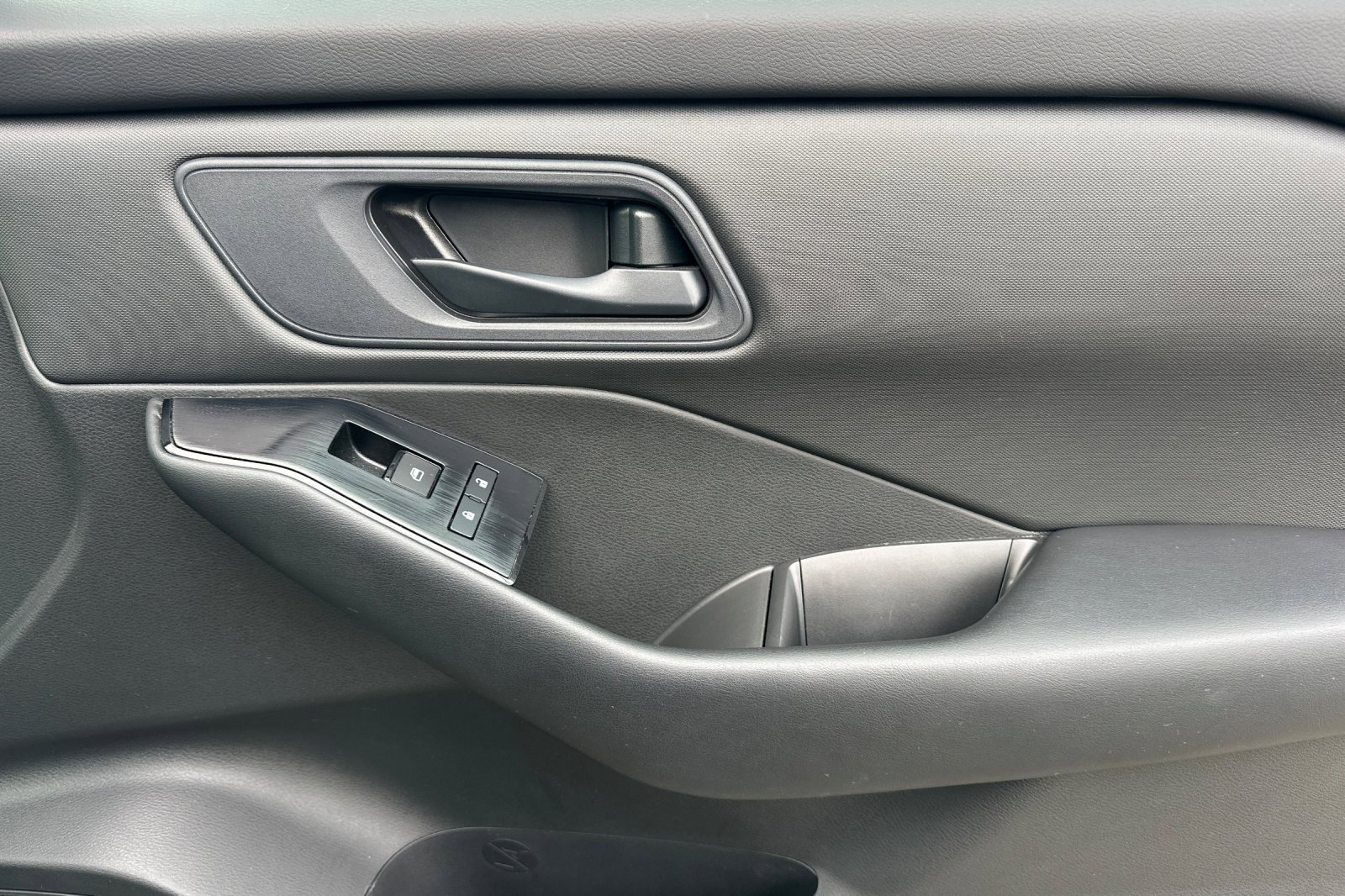 Certified 2025 Nissan Rogue S image 20