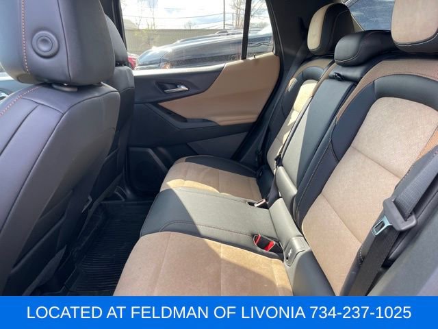 Used 2026 Chevrolet Equinox ACTIV w/ Convenience Package III image 9