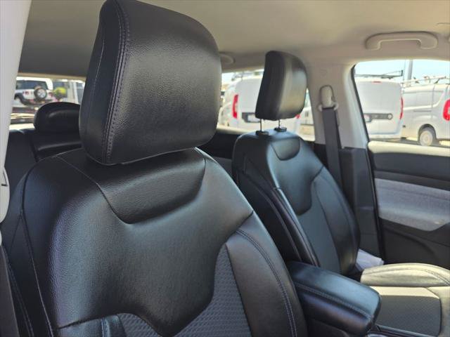 Certified 2022 Jeep Compass Latitude FWD image 21