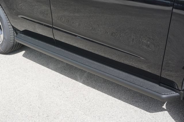 New 2027 Ford Expedition Active RWD image 18