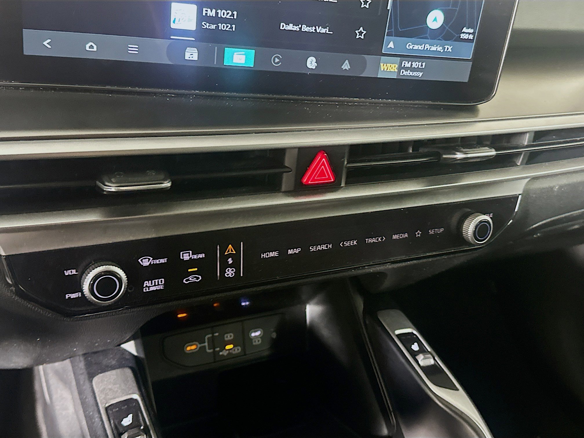 Used 2024 Kia Sorento S image 23