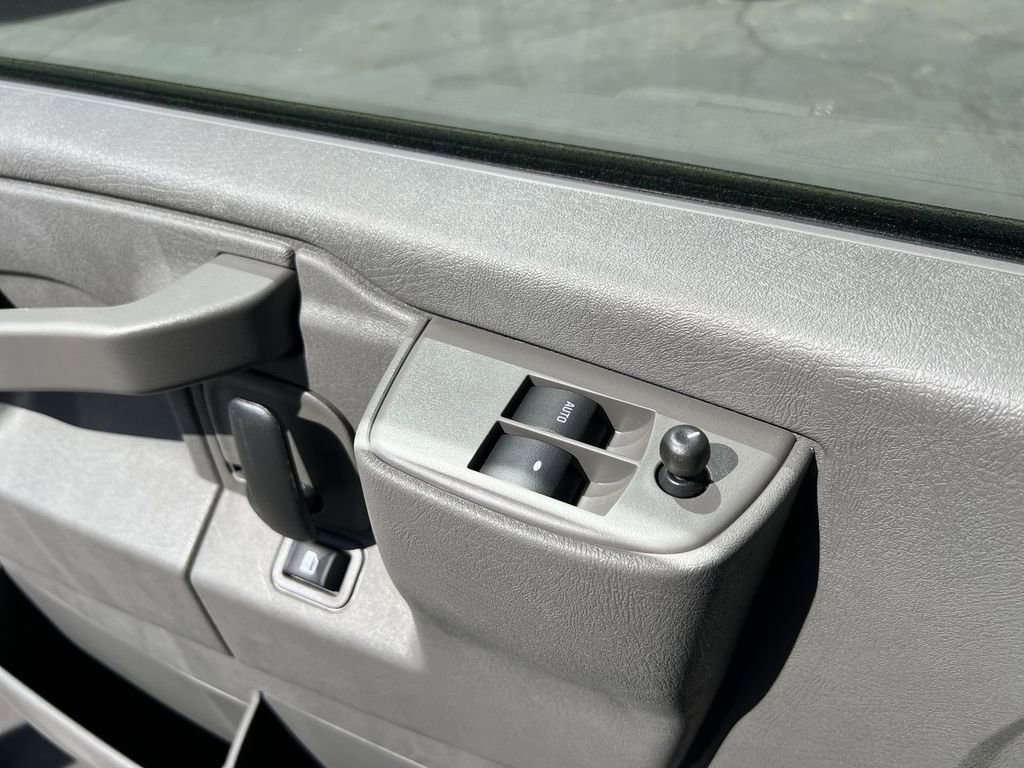 New 2025 Chevrolet Express 2500 w/ Driver Convenience Package image 23