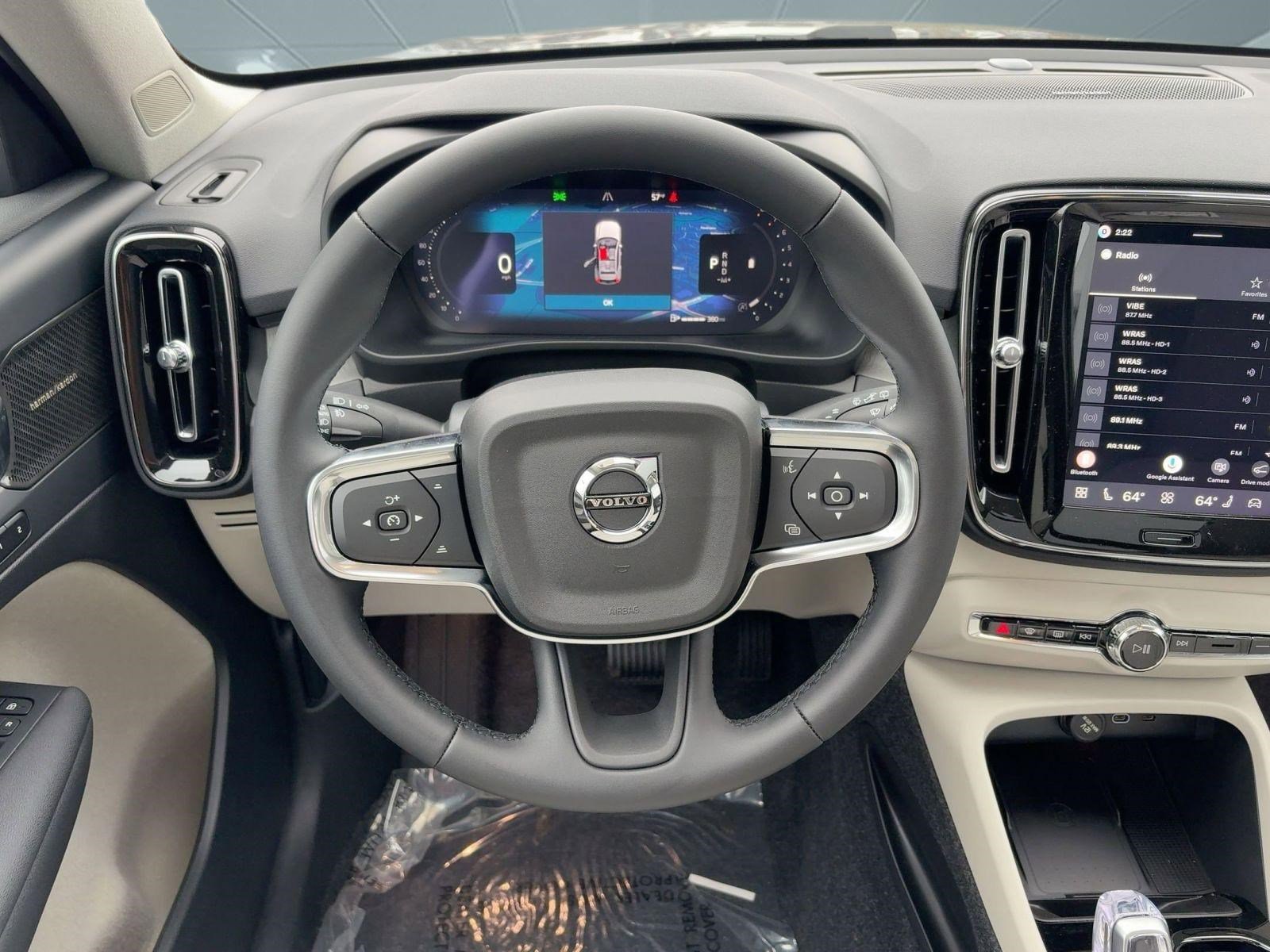 New 2026 Volvo XC40 B5 Ultra w/ Protection Package image 24