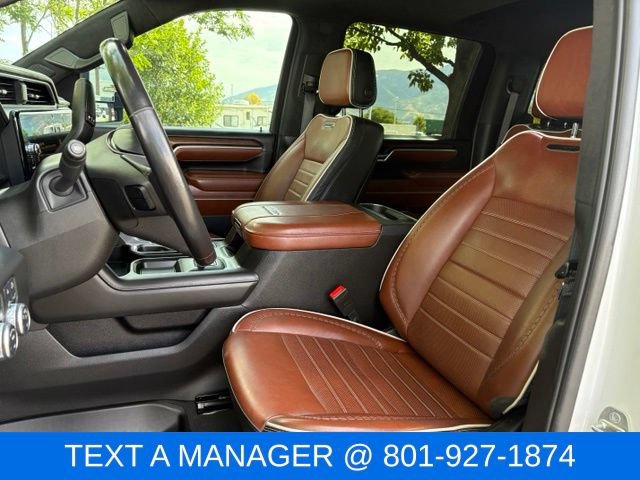 Used 2024 GMC Sierra 3500 Denali Ultimate AWD/4WD image 21
