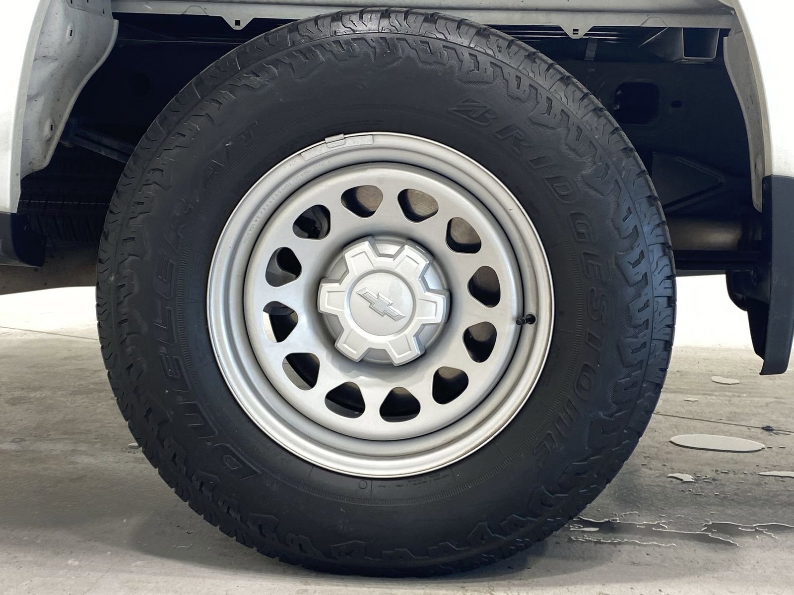 Used 2022 Chevrolet Silverado 1500 W/T w/ WT Value Package AWD/4WD image 10