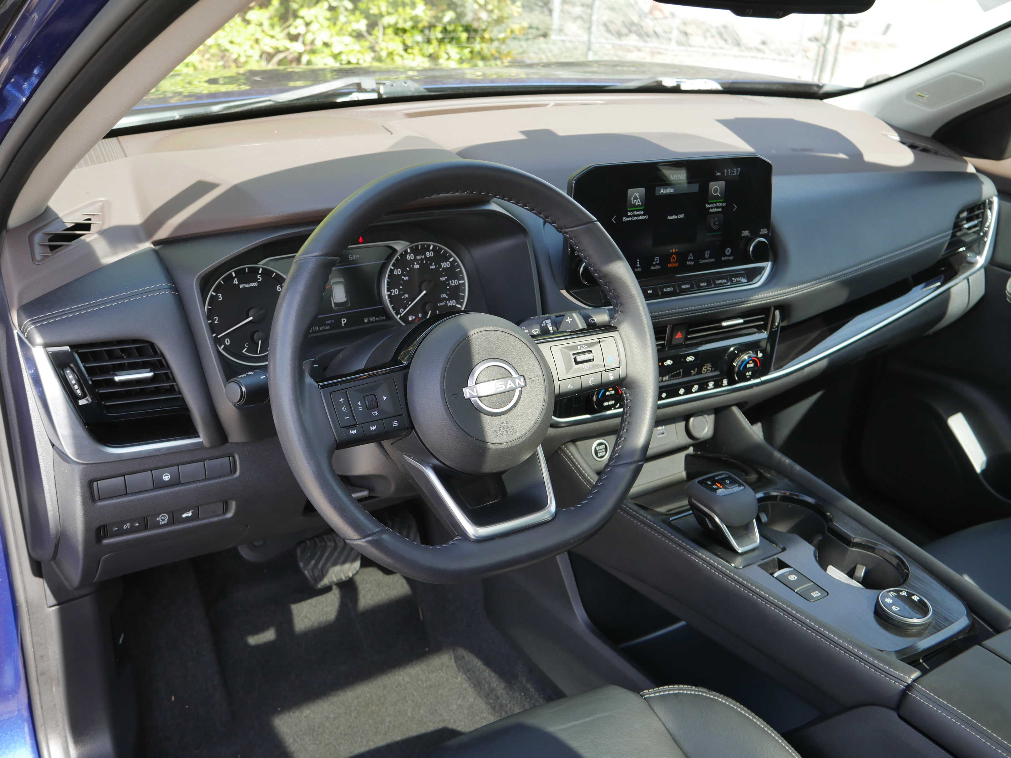 Certified 2023 Nissan Rogue SL w/ SL Premium Package image 4