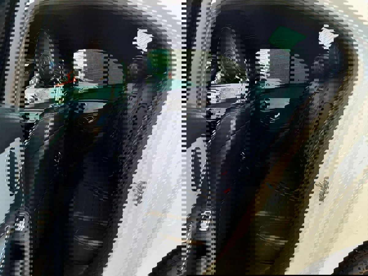 Used 2018 Mercedes-Benz C 300 Sedan w/ Premium Package image 42