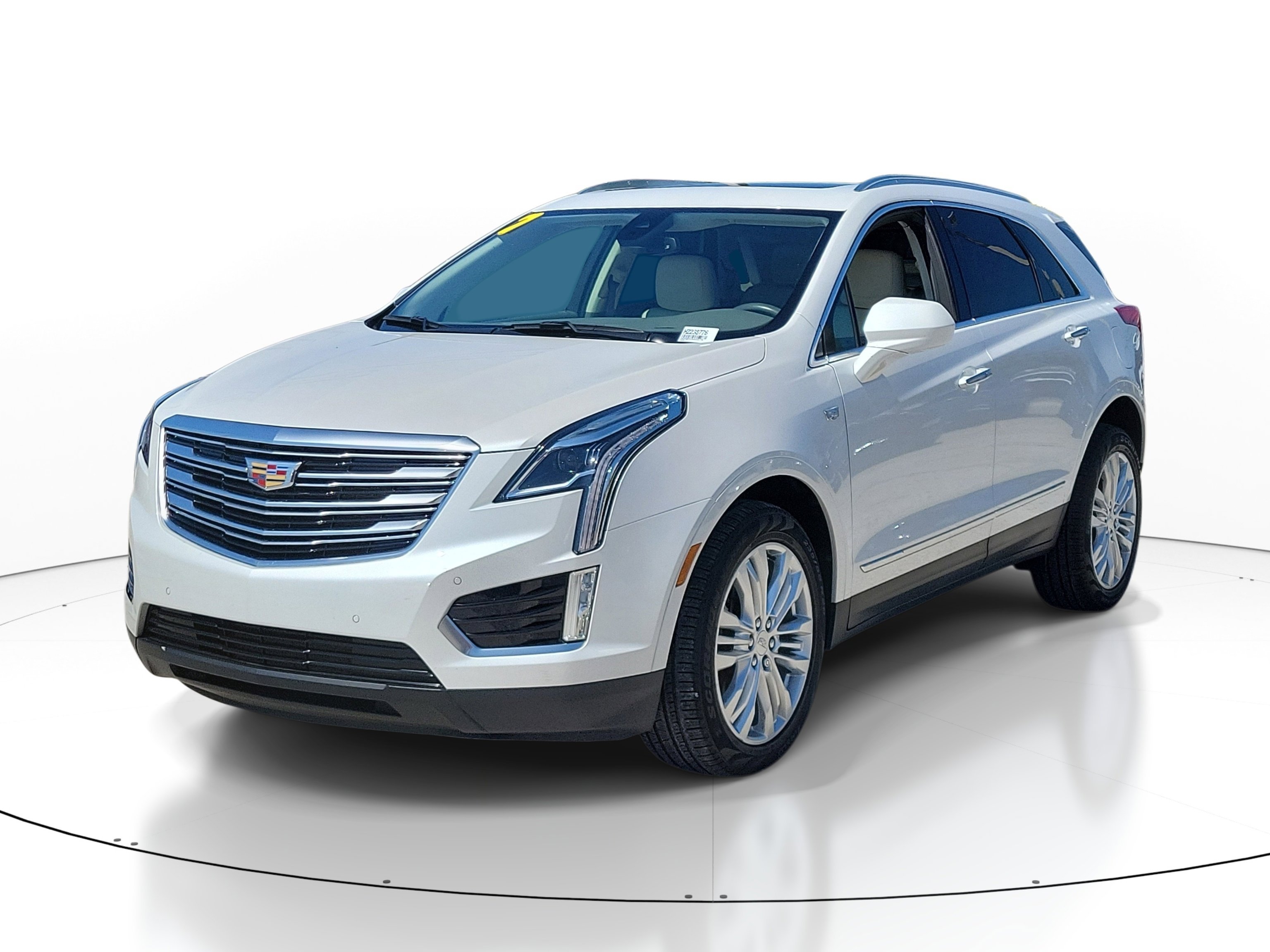 Used 2017 Cadillac XT5 Premium Luxury w/ LPO, Wheel Lock Package image 3