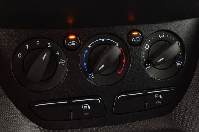 Used 2017 Ford Transit Connect XL FWD image 26
