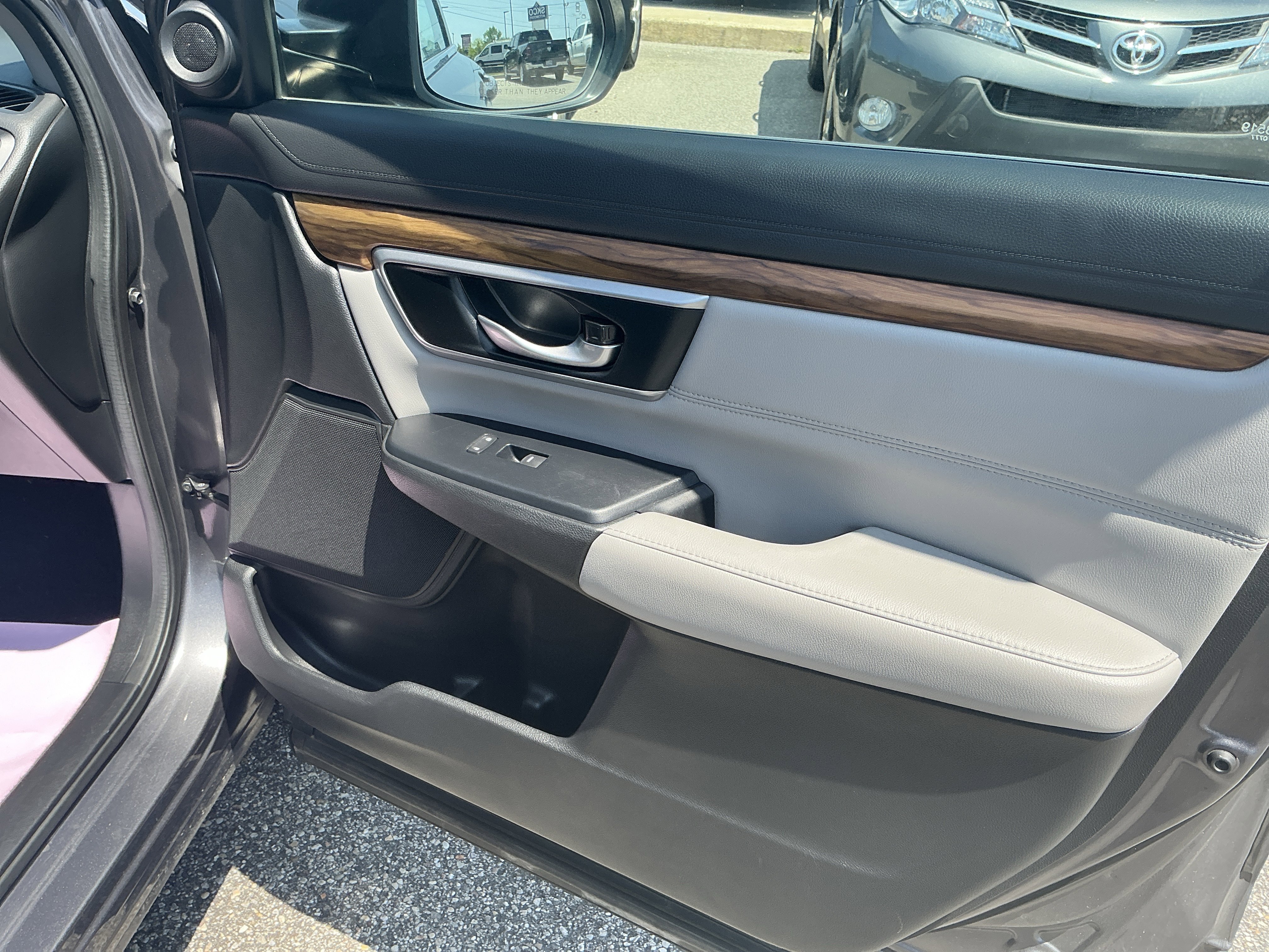 Used 2018 Honda CR-V EX-L image 12