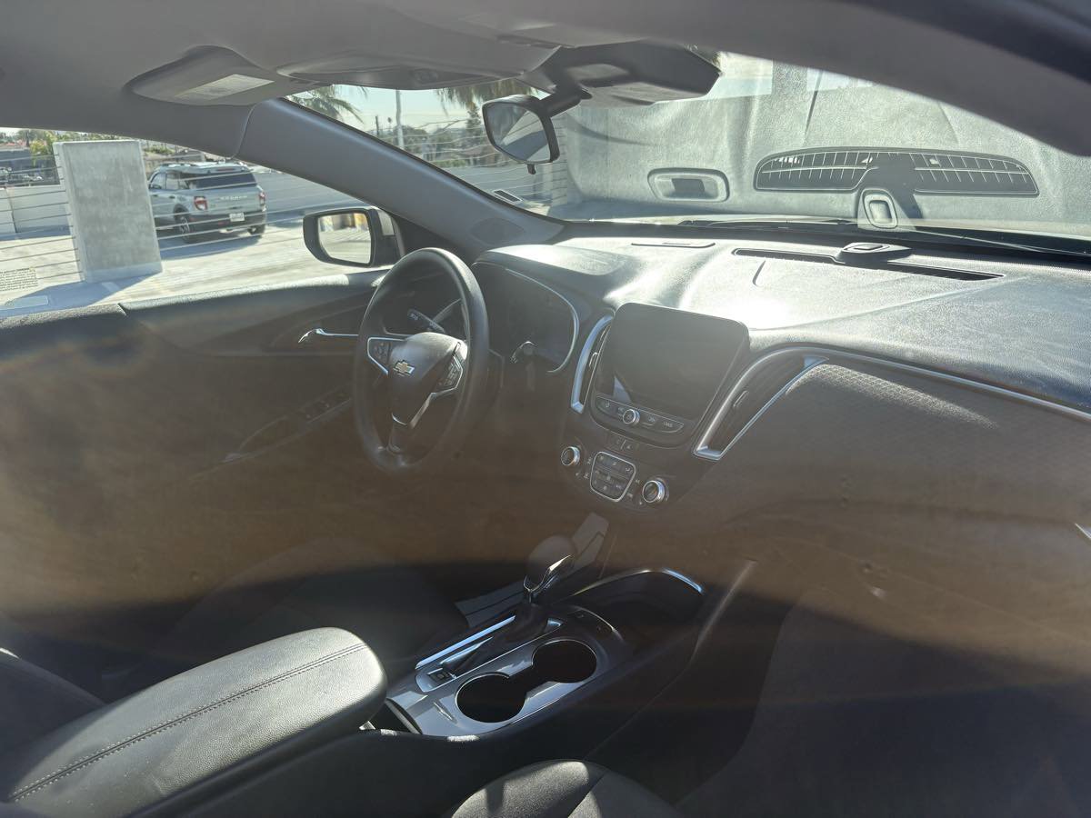 Used 2025 Chevrolet Malibu LT image 13