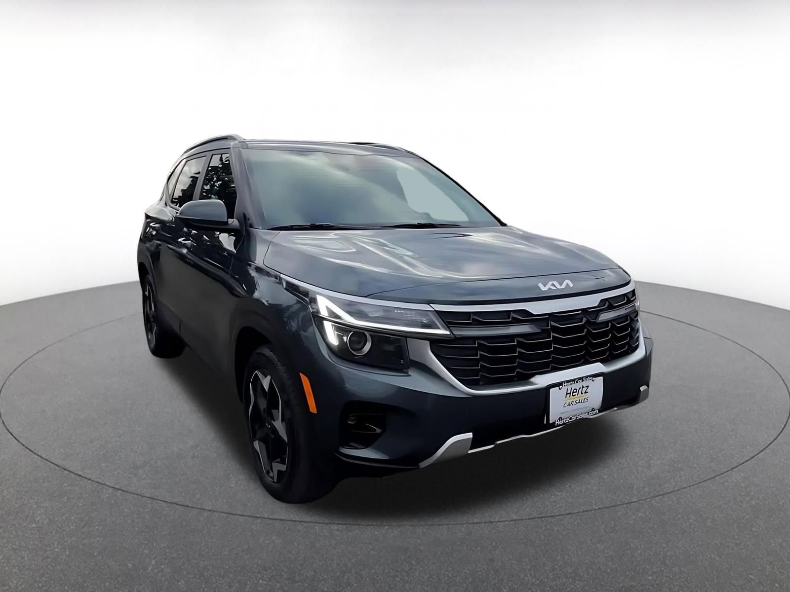 Used 2025 Kia Seltos S image 3