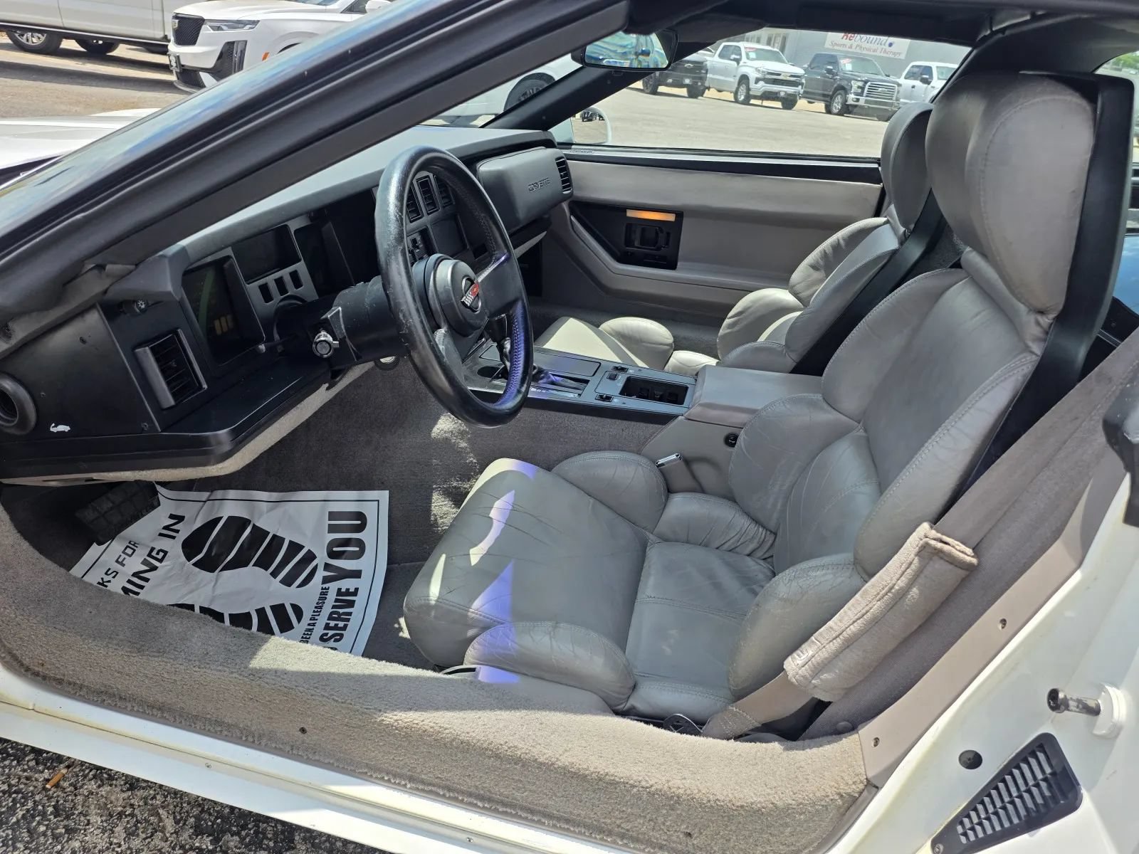 Used 1989 Chevrolet Corvette Coupe RWD image 11