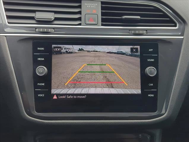 Used 2023 Volkswagen Tiguan SE FWD image 14