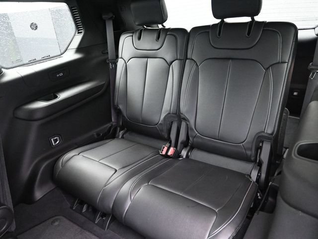 New 2024 Jeep Grand Cherokee L Limited RWD image 14