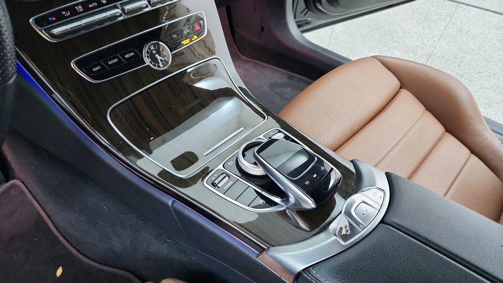 Used 2020 Mercedes-Benz C 300 Cabriolet image 18