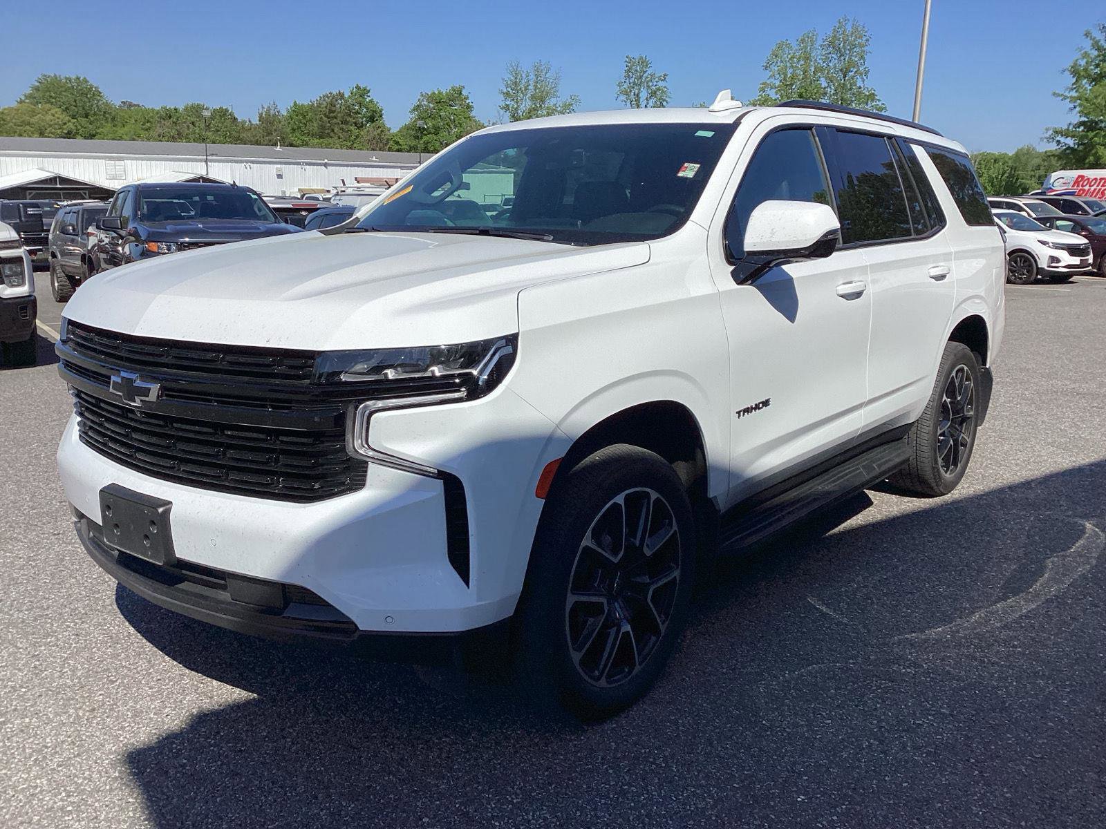 Used 2023 Chevrolet Tahoe RST w/ Luxury Package image 2