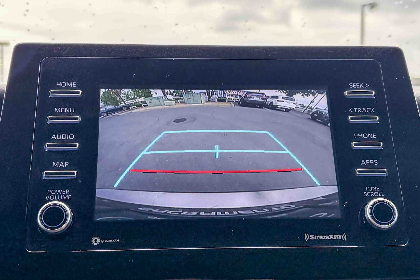 Used 2022 Toyota Camry SE image 23