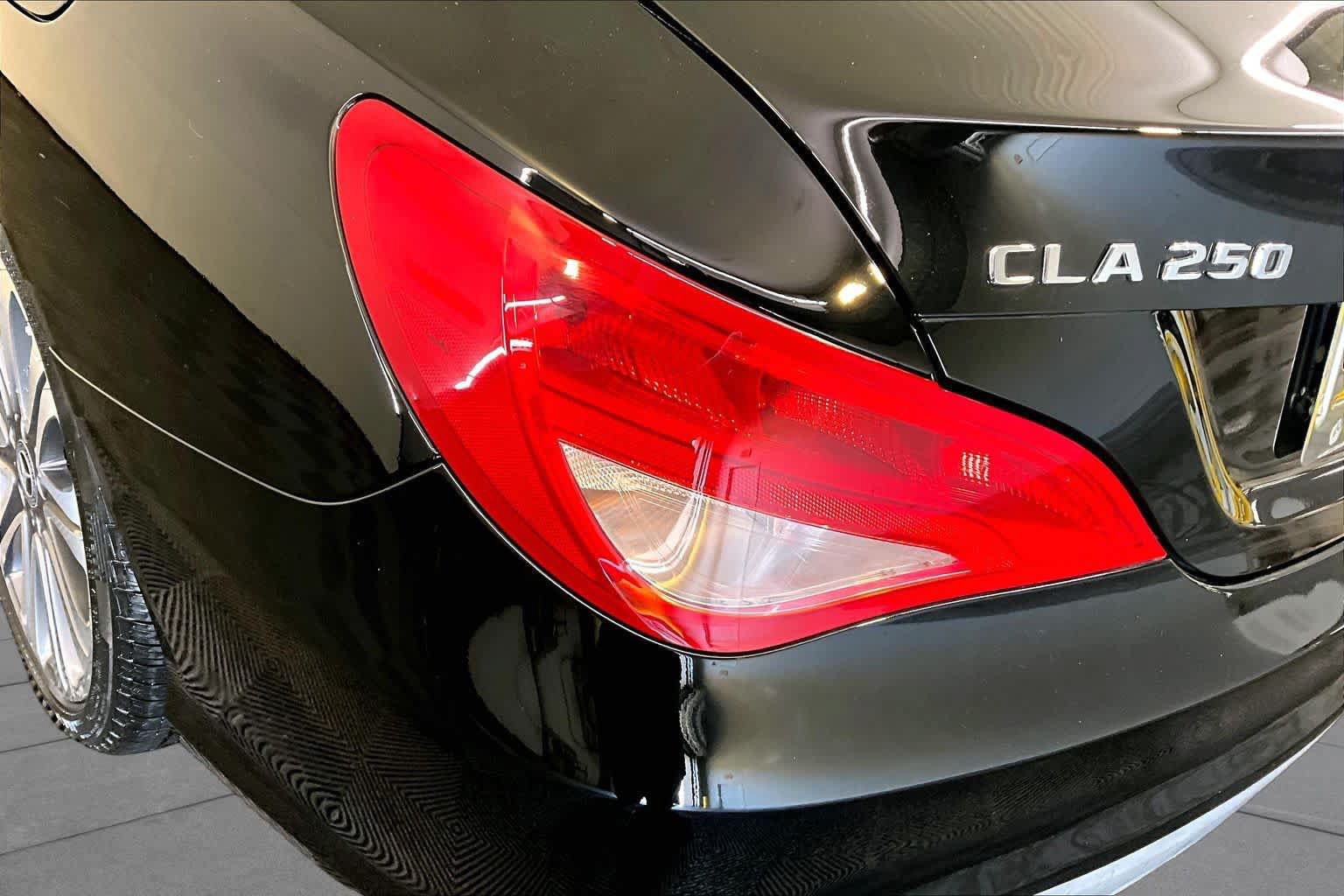 Used 2019 Mercedes-Benz CLA 250 4MATIC image 28
