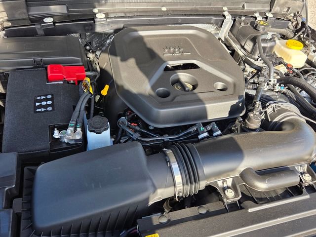 Used 2026 Jeep Wrangler Sport AWD/4WD image 10