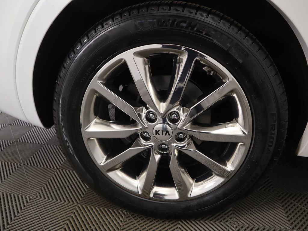 Used 2018 Kia Sorento SX image 34