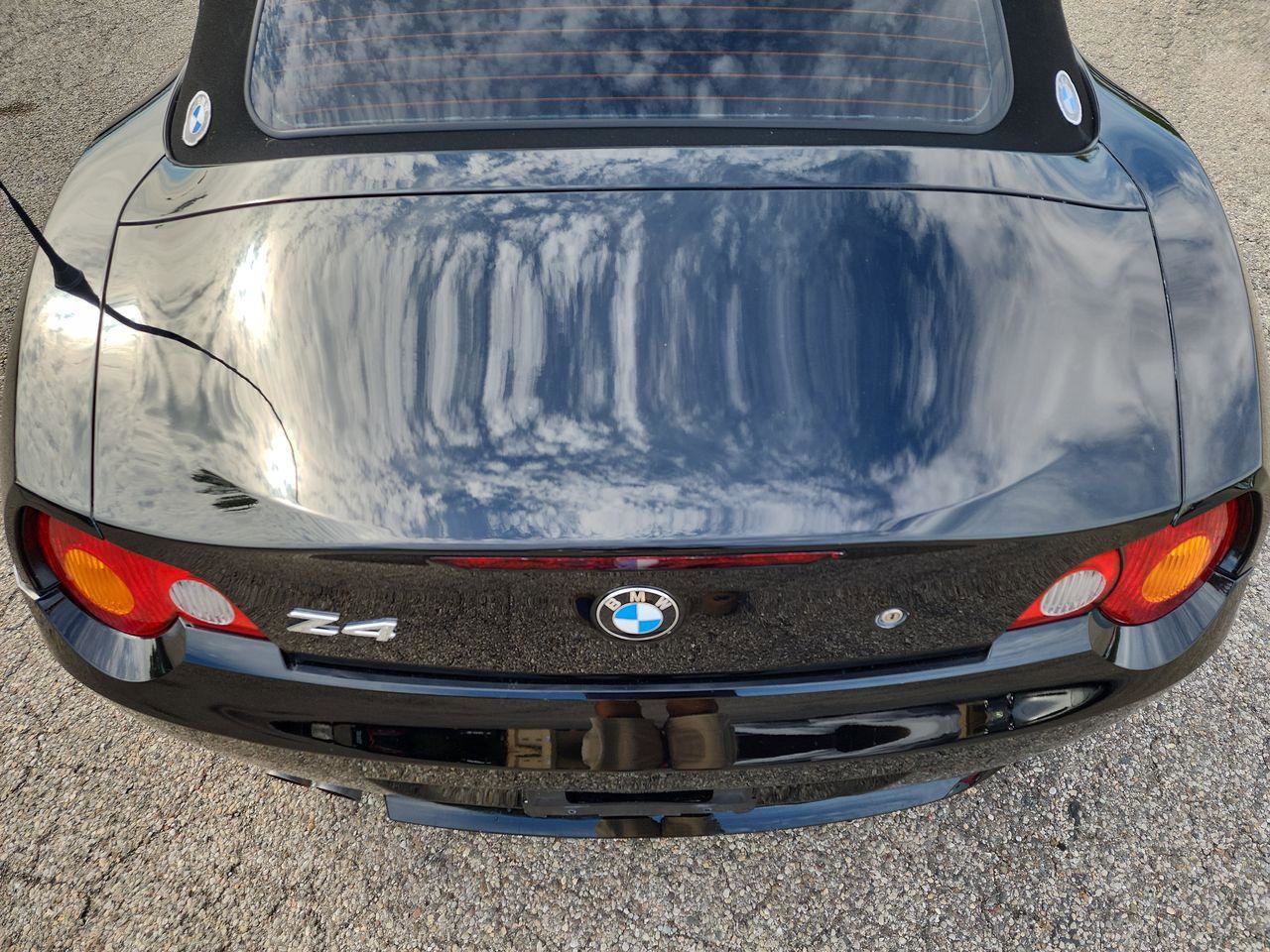Used 2003 BMW Z4 3.0i image 31