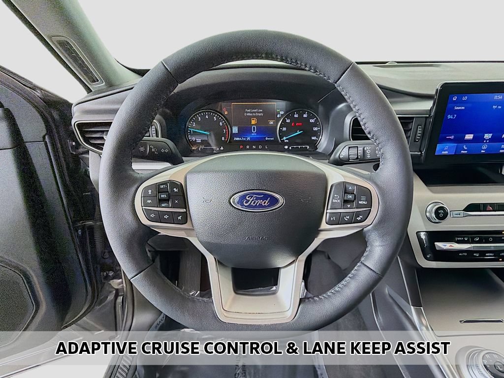 Used 2024 Ford Explorer XLT w/ Equipment Group 202A AWD/4WD image 4